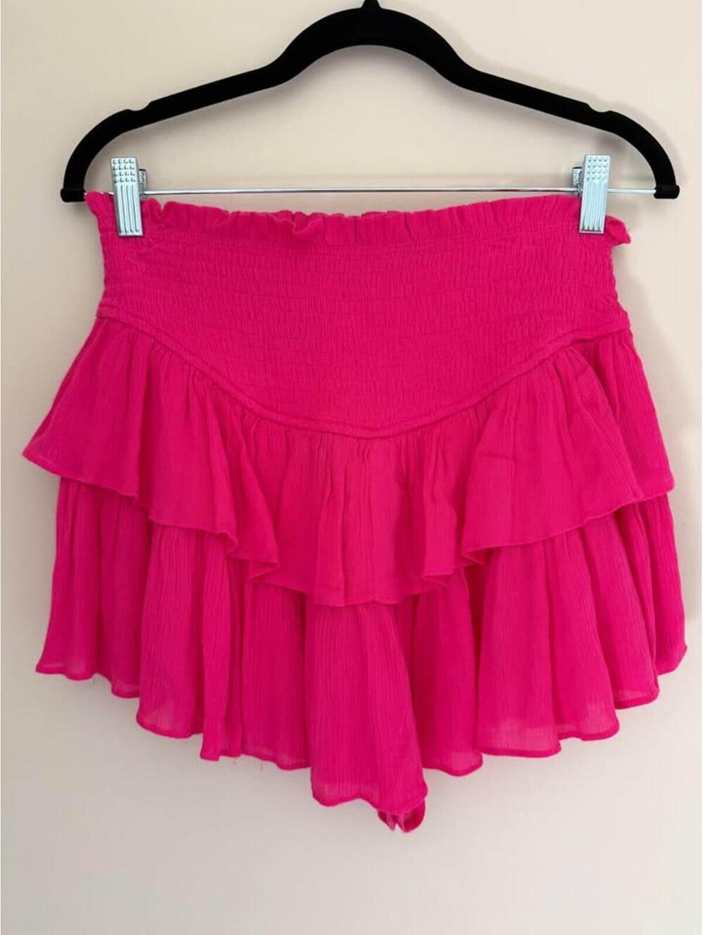 SKORT hot pink Rayon, South boutique brand, flawless